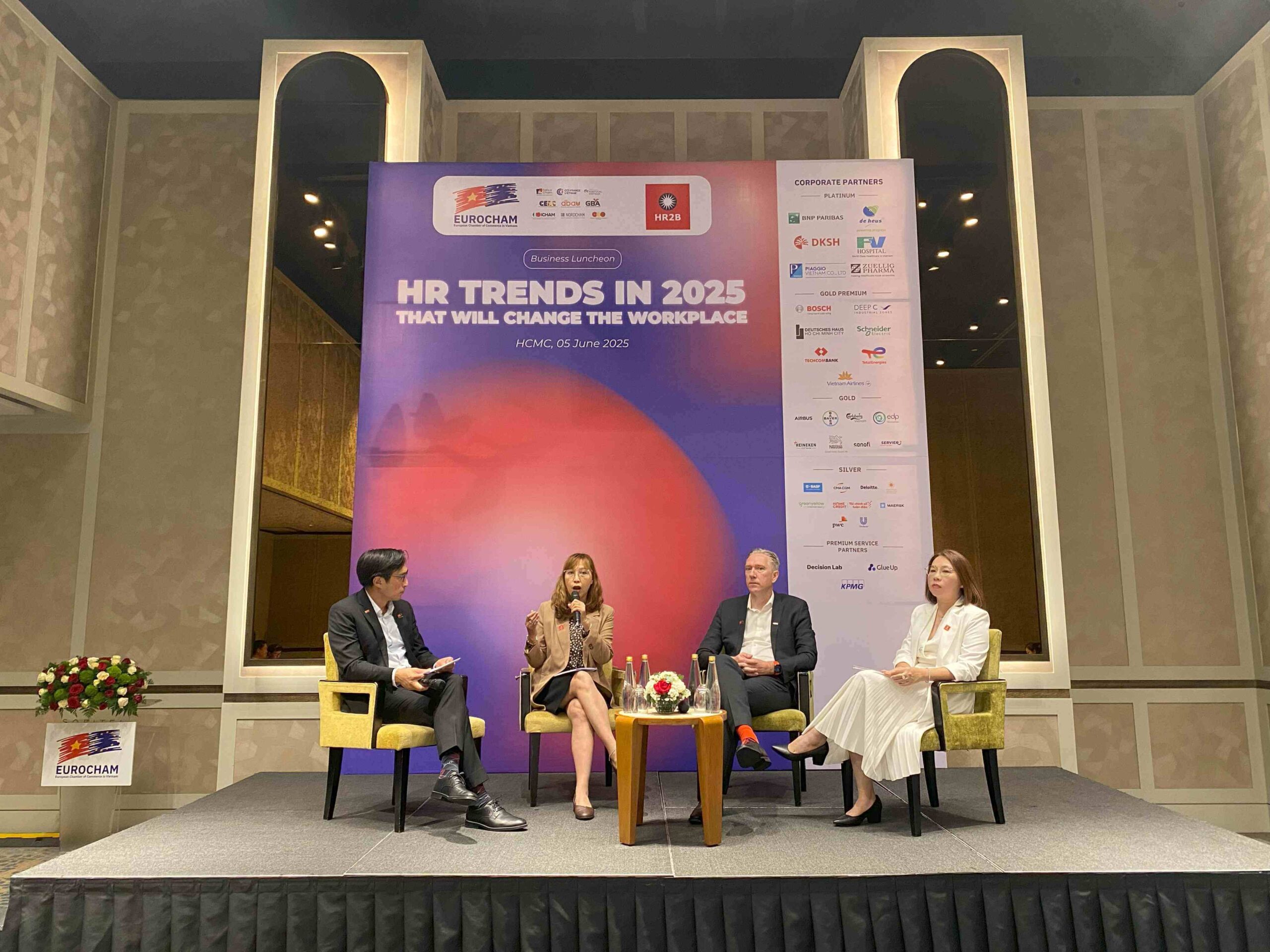 HR2B and EuroCham Vietnam Co-Host Event on “HR Trends in 2025 – That Will Change the Workplace”