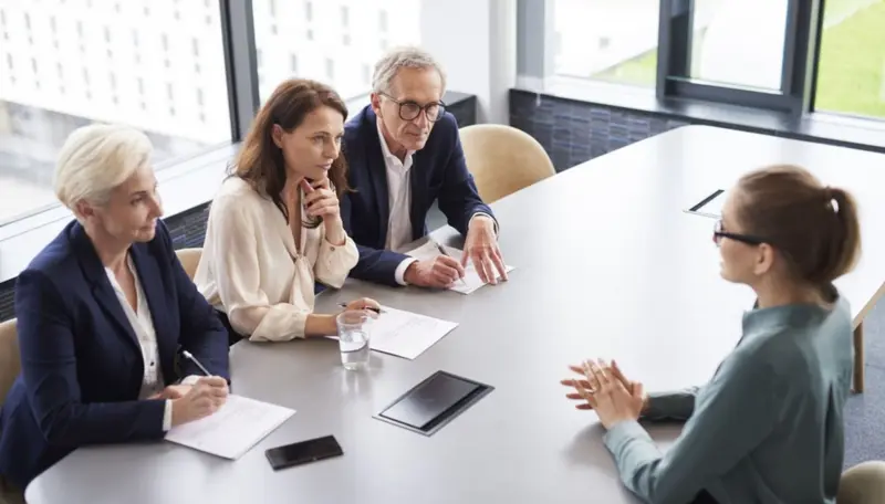 Mạng lưới ứng viên là một trong những tiêu chí quan trọng khi đánh giá các công ty headhunter
