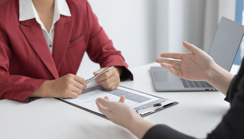 Outsourcing recruitment services help business managers quickly access suitable candidates. 