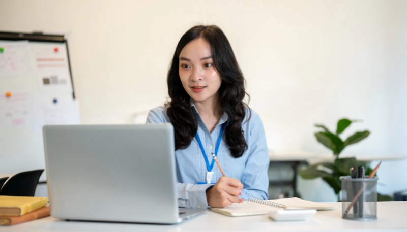 With thorough training and extensive practical experience, recruitment assistants help businesses find suitable candidates quickly.
